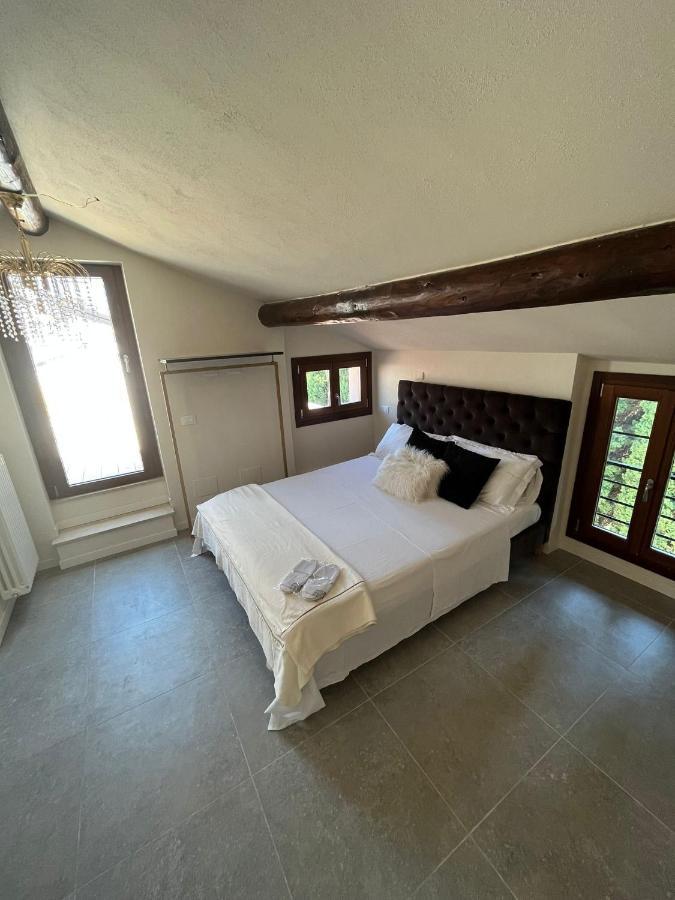Prestige Sirmione Via Antiche Mura Zewnętrze zdjęcie