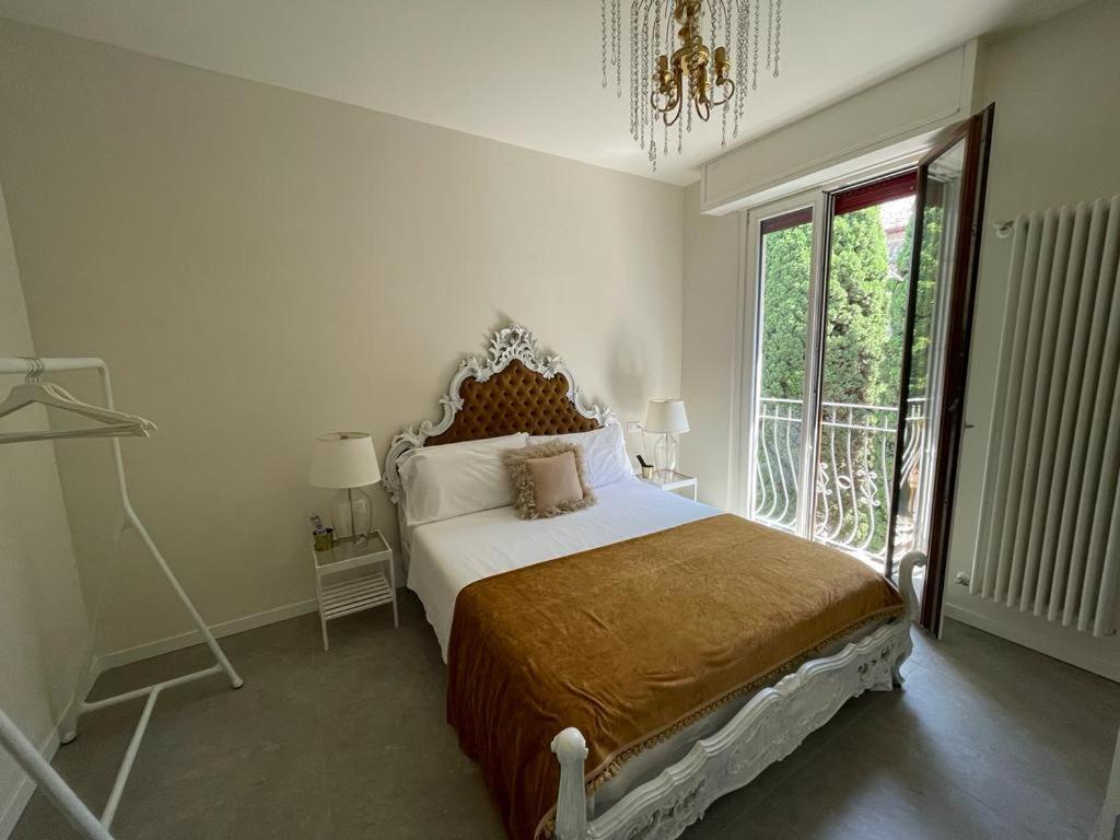 Prestige Sirmione Via Antiche Mura Zewnętrze zdjęcie